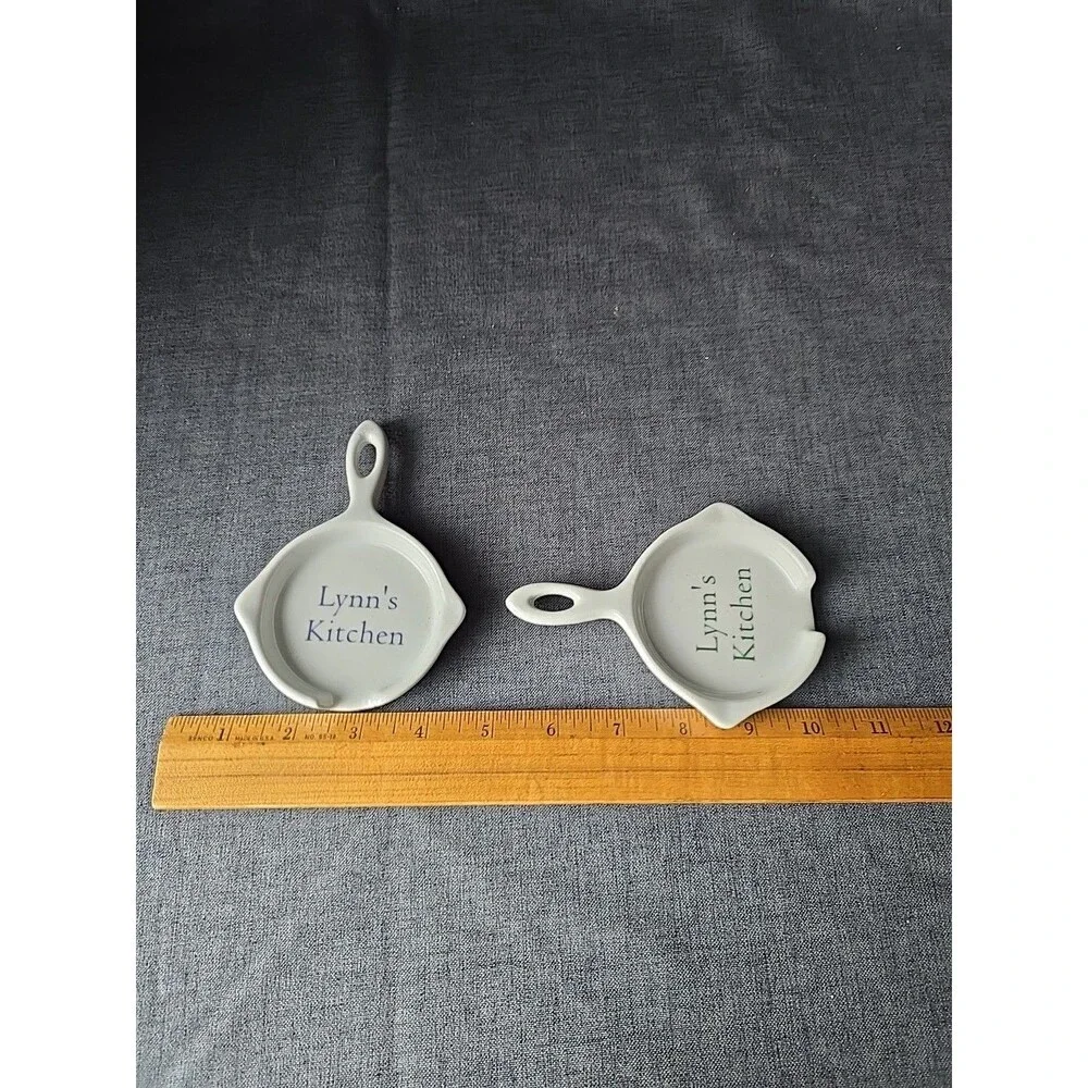 2 Mini Skillet Spoon Rests - Lynn's Kitchen - Farmhouse Cottagecore Teabag Tea